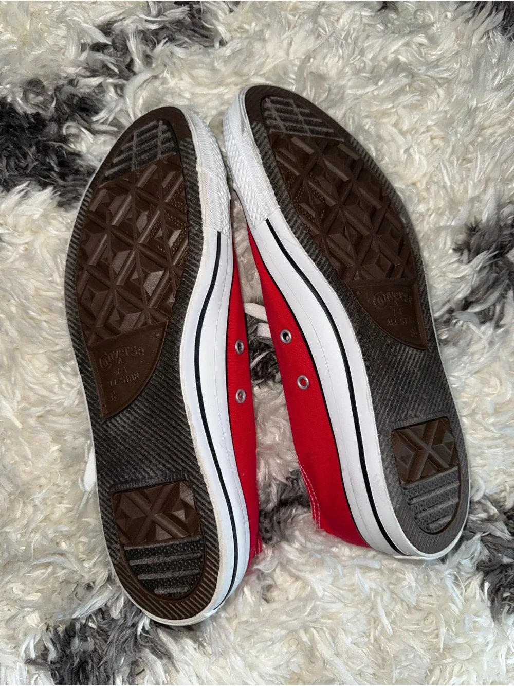 Men’s Converse - Picture 2 of 5